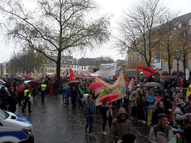 Bonn Klima-Aktionstag-11-11-17-5G.jpg